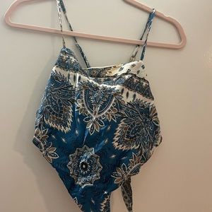 Bandana crop top. Size Large